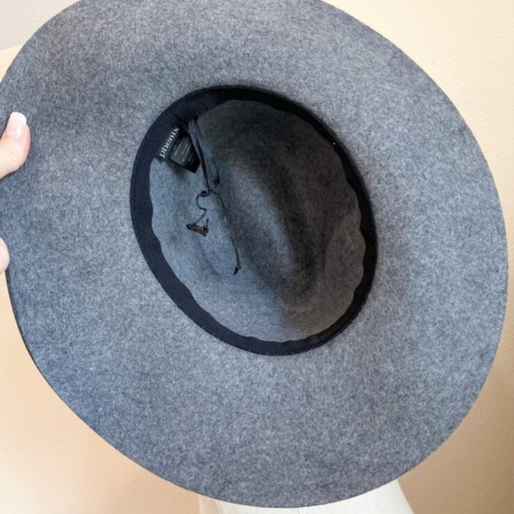 Phenix Gray Hat with Curved Brim and Adjustable Strap NWOT - Picture 4 of 11